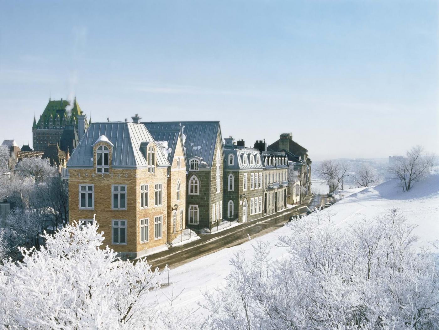QDa_St-Denis_LucAntoineCouturier