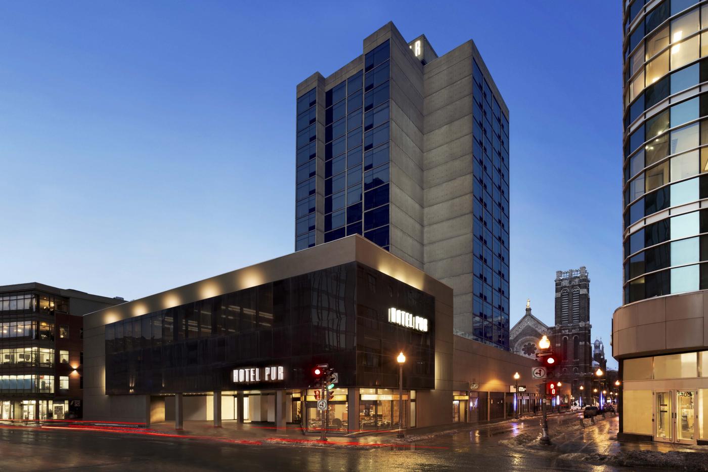 QDa-hotel-pur-exterior-quebec