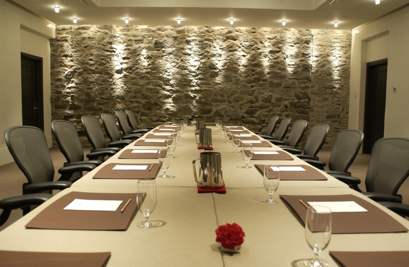 Salle de réunion de l'Auberge St-Antoine