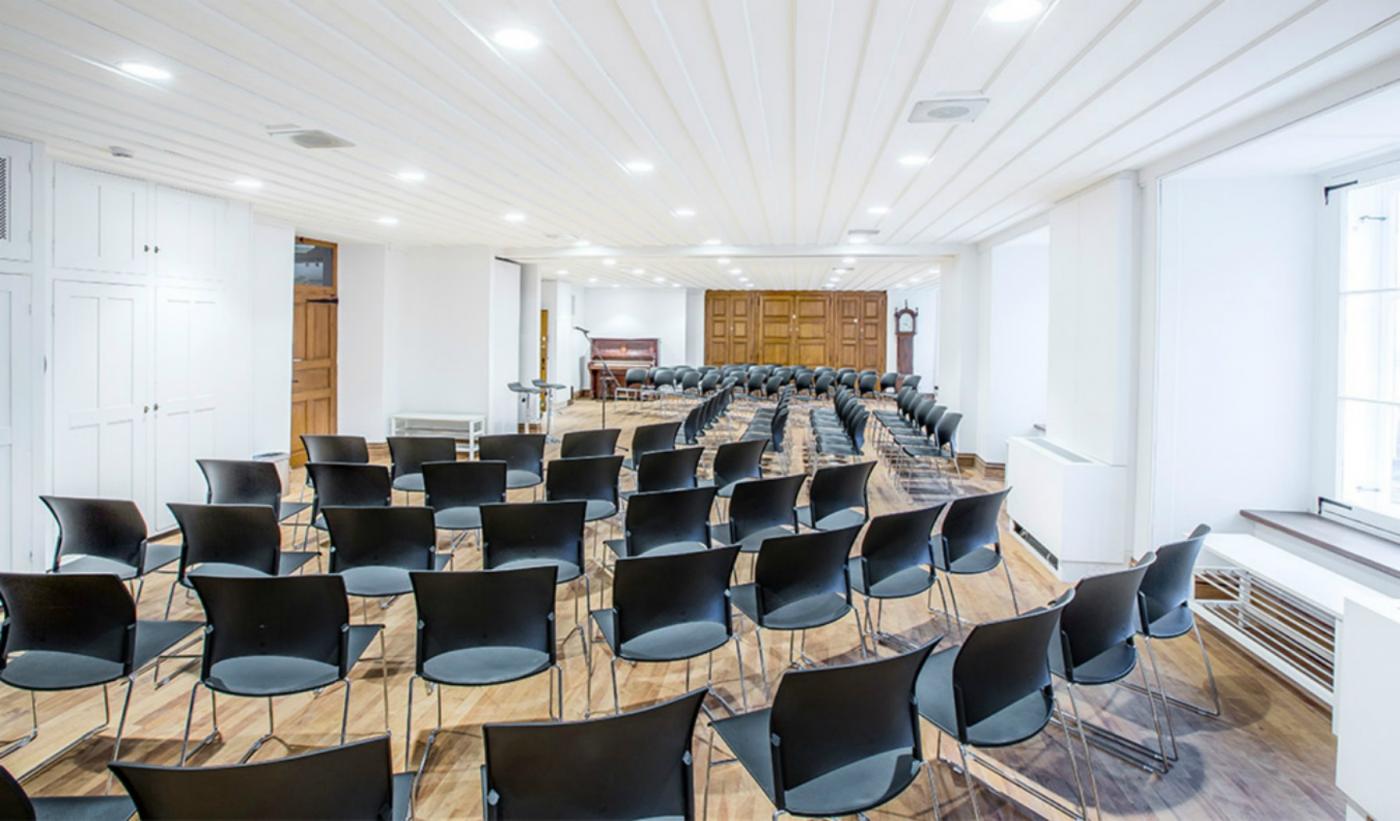 Meeting room Community 1 and 2 at the Monastère des Augustines.