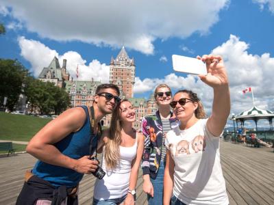 QDa-touristes-OTQ-1400x900