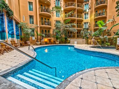 Hôtel Palace Royal - indoor pool