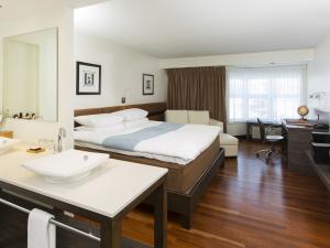 Accommodation