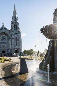 QDa-basilique-notre-dame-quebec-jeff-frenette-1400x900