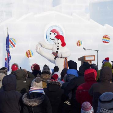 QDa-carnaval-quebec-bohomme-1400x900