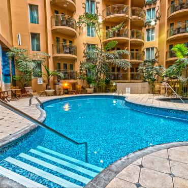 Hôtel Palace Royal - indoor pool